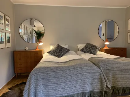 Villa Maria Garden Cottages, Helsingborg Отели в г. Kvidinge