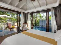 Centara Villas Samui Hotels near Buffalo Fighting