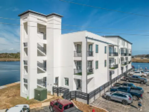 Handsboro Pointe Condo & Suites Hotels in 