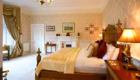 The Townhouse Hotels near Culzean Castle