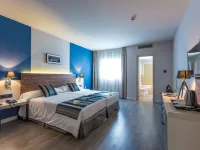 Dwo Urban Granada Hotels near Saint Jerome Monastery