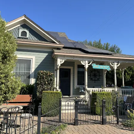 Abbey House Inn