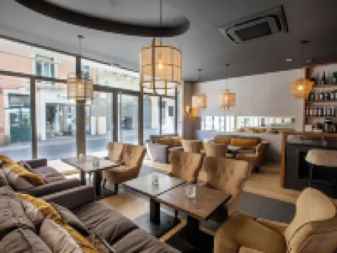 HOTEL DE PARIS Hotels in Sète