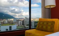 Renaissance Caracas la Castellana Hotel - Mountain view