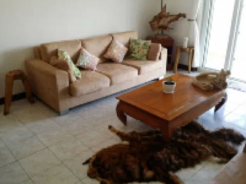 Three Bedroom Apartment by Dakz Hotels in 