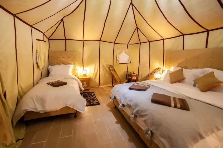 Sahara Happy Camp Отели в г. Тисрдмин