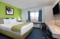 Microtel Inn & Suites by Wyndham Cornelius/Lake Norman فنادق في Cornelius