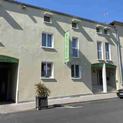 Bagatelle Hôtel Restaurant Hotel Exterior