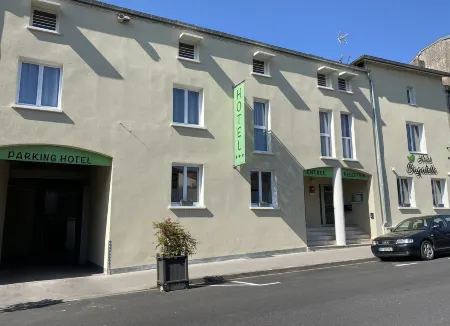 Hôtel Bagatelle Отели в г. Понт-а-Муссон