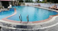 Hotel Parkland - Pools