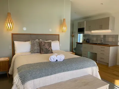The Bay House Beachfront Accommodation Hôtels à : 