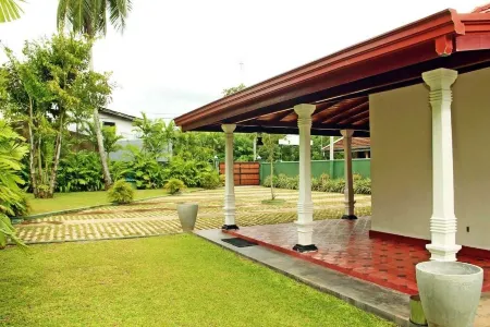 Villa Thotiya