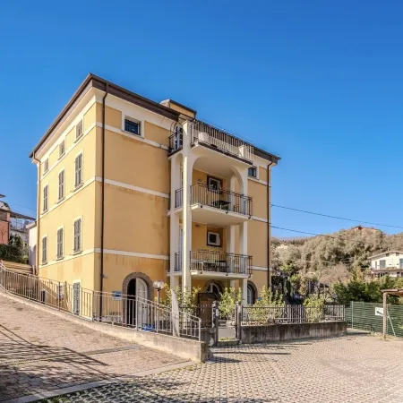 Hotiday Apartment Collection - Lerici Terrediliguria