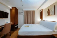 Emerald Boutique Hotel Hotels in Legaspi