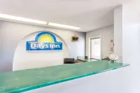 Days Inn by Wyndham Clinton