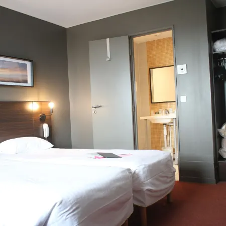 Orly Superior Hotel