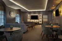 Hilton Cardiff - bar
