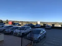 拉謝拉飯店 - 停車場