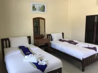 Donsak Ville Hotel in zona Wat Khao Phra In