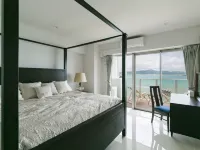 Hideout Okinawa Uruma Hotel a Uruma