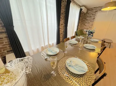 Grandioso Okinawa Villa Onna 1 Отели рядом с достопримечательностью «National Institute of Information and Communications Technology Okinawa Electromagnetic Wave Technol»