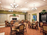 Holiday Inn Express & Suites Boston - Cambridge