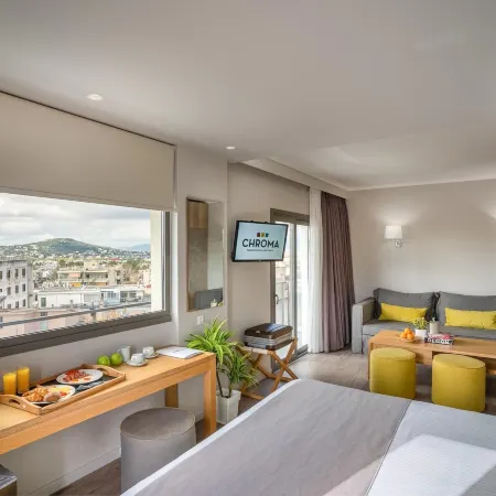 Chroma Fashion Rooms & Apartments