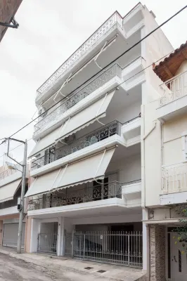 Chrisoupoli Cheerful 2 Bd Apt with Balcony Hotels near Mallia Kouvaria