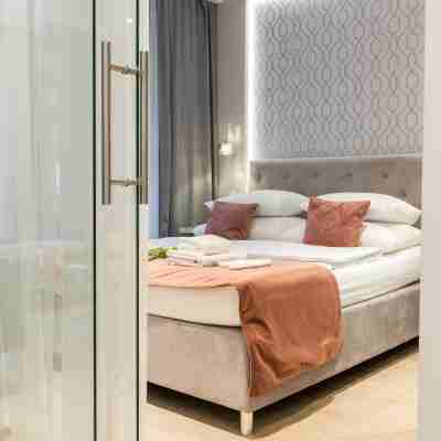 Glossy Apart M54 Rooms