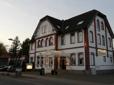 Bennetts Restaurant Und Hotel Отели в г. Нетгау