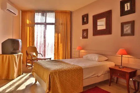 Sylva Hotel Отели в г. Меса Гитонья