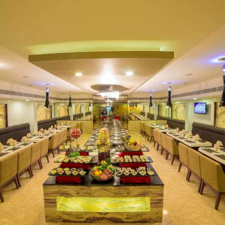 Raj Park Hotel Chennai Отели рядом с достопримечательностью «Храм Рамакришна Мутт»