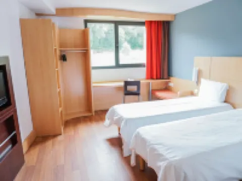 Ibis Girona Costa Brava Hotels in El Girones