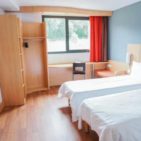 Ibis Girona Costa Brava