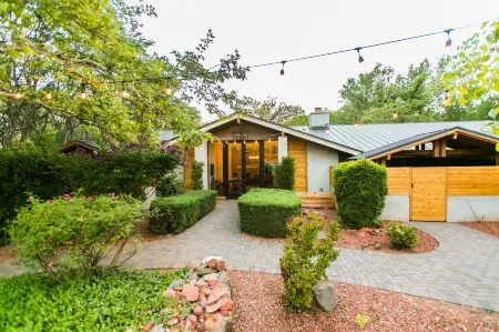 Creekside Inn Sedona Отели рядом с достопримечательностью «Часовня святого Креста»