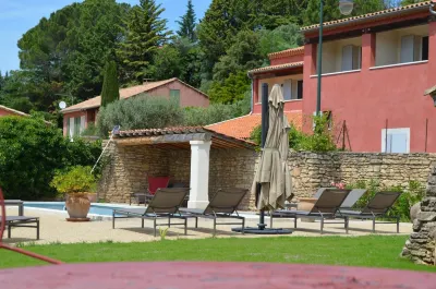 La Maison des Ocres - Provence Hotels in Lioux