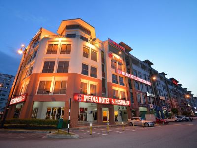 Media Hotel