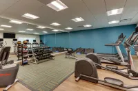 Holiday Inn Express & Suites Roanoke – Civic Center