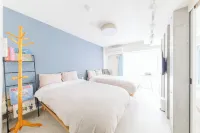 Aquamarine