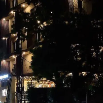 Red Velvet Hotel & Restaurant