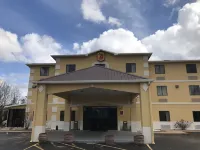 Super 8 by Wyndham Jackson/Ridgeland Hotels in Jackson