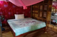 Authentic Cambodian Angkor Cottage Hotels near Bak Kheng Mountain