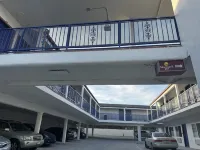 Surfside Inn Redondo Beach - parking