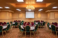 La Quinta Inn & Suites by Wyndham Fairbanks Airport Hotels in College