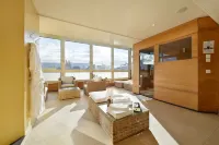 Astra Vevey Hotel & Restaurant Hotel di Corseaux