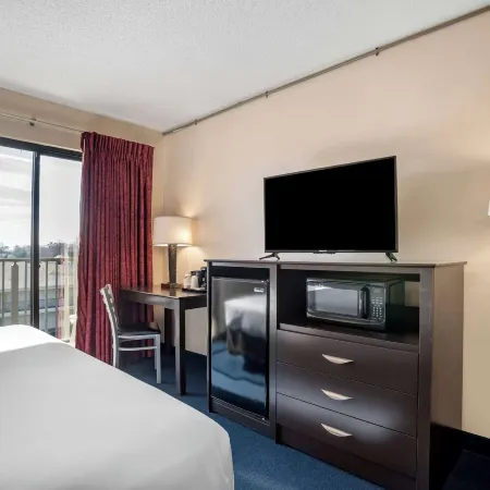 Econo Lodge Inn & Suites Rehoboth Beach