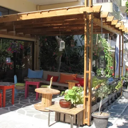 Rhodes Backpackers Boutique Hostel and Apartments
