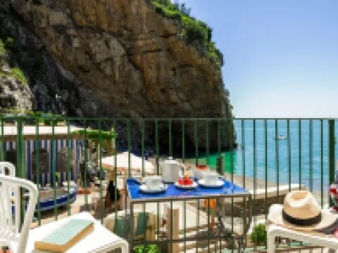 Hotel Alfonso A Mare Hotels in Furore