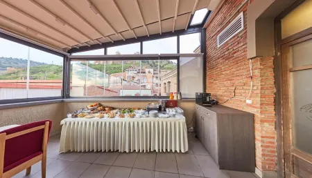 Old Meidan Tbilisi By Urban Hotels