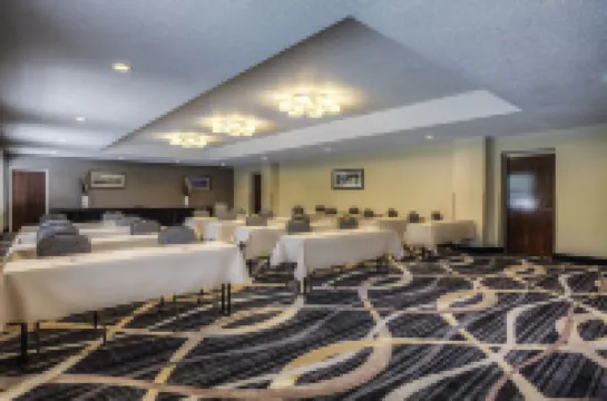 Comfort Suites Pineville - Ballantyne Area